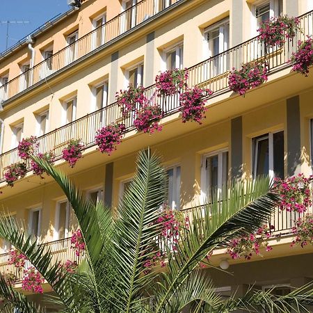 Dom Zdrojowy Aparthotel Jelenia Góra Kültér fotó