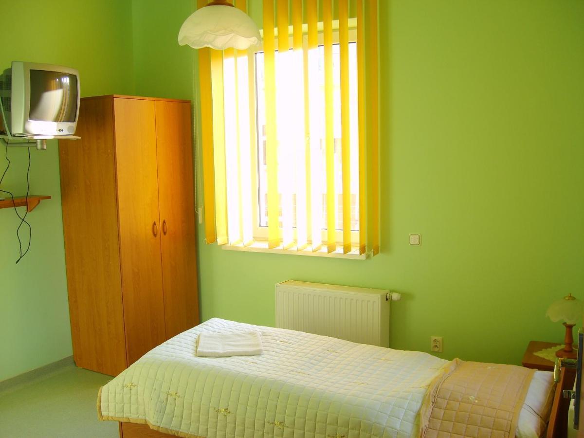 Dom Zdrojowy Aparthotel Jelenia Góra Kültér fotó
