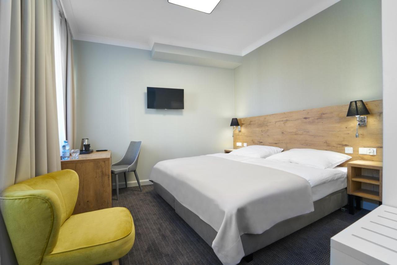 Dom Zdrojowy Aparthotel Jelenia Góra Kültér fotó